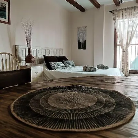Dhara Apartamento Estudio * Фрихилиана